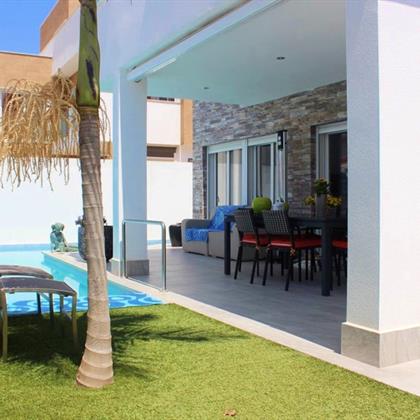 House For sale Mil Palmeras